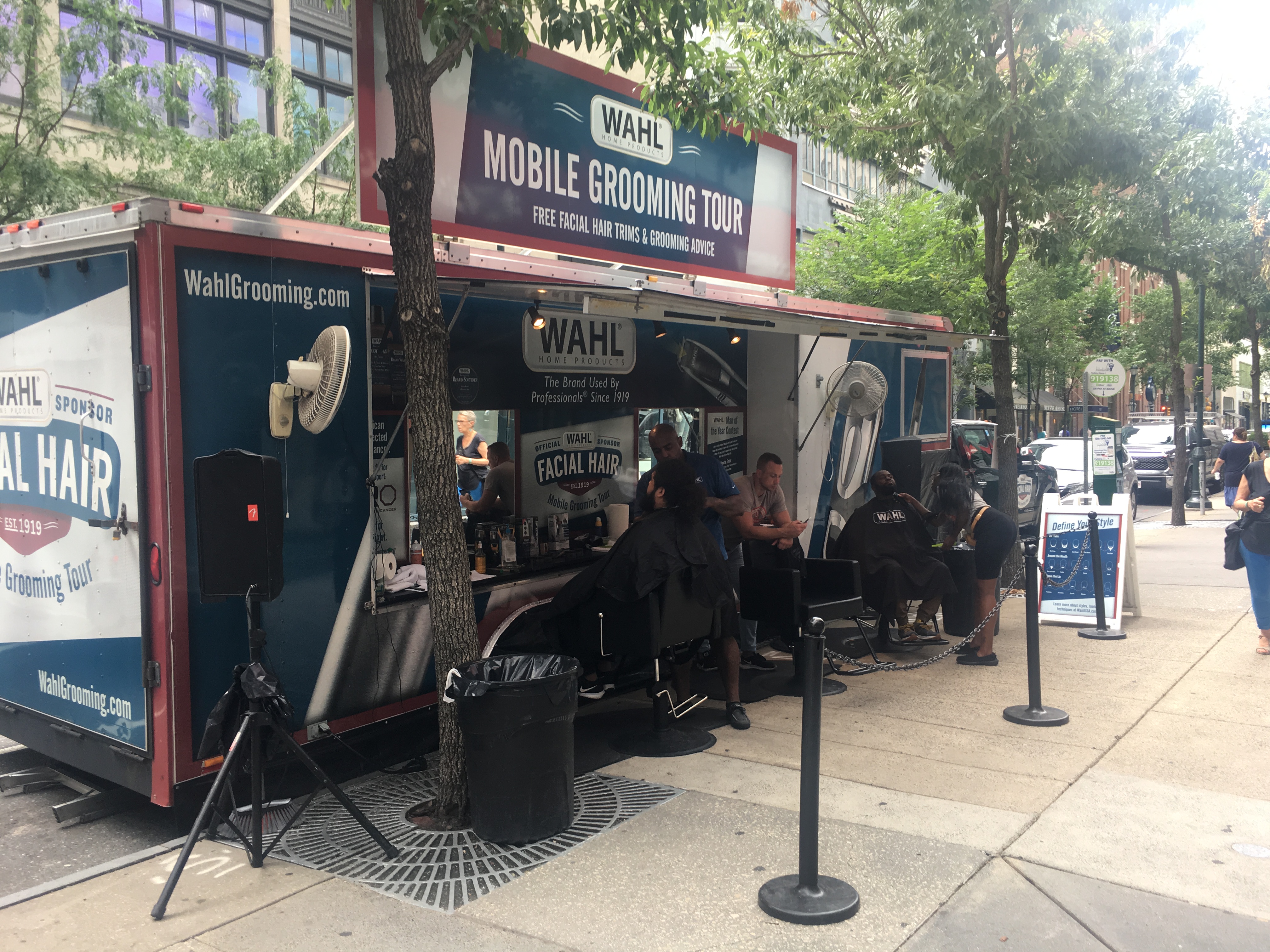 Wahl Grooming Tour at Liberty Place